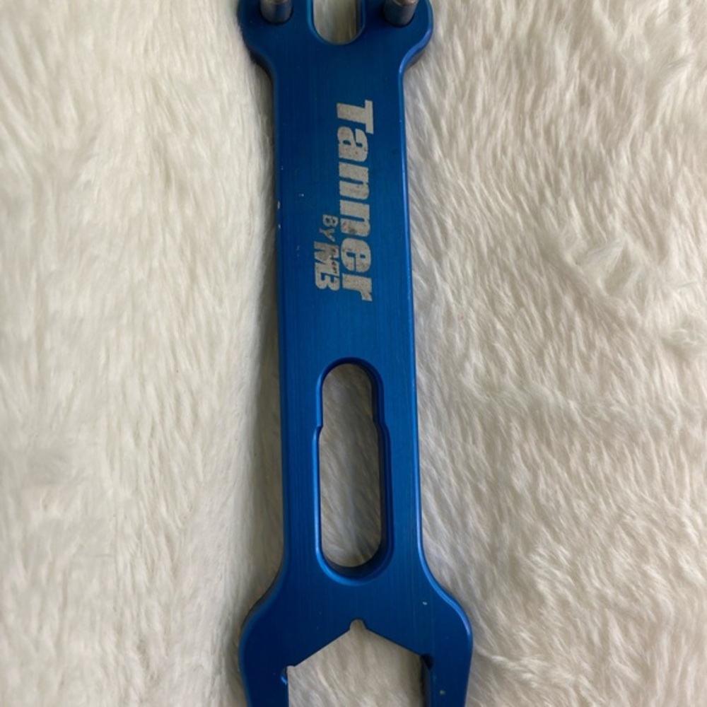 Blue Tanner by M13 Tool